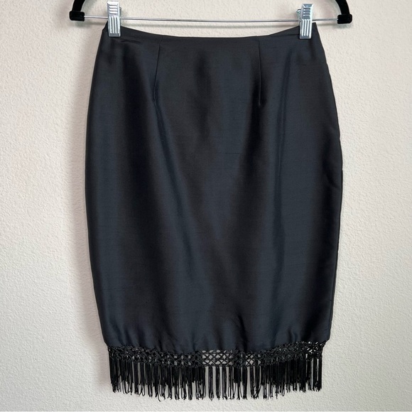 Vintage Allison Taylor 100% Silk Fringe Straight
Women's Skirt Size 2 - Picture 1 of 4